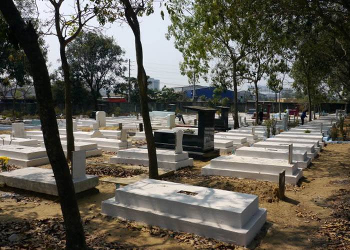 Co-so-mai-tang-o-huyen-Tien-lang