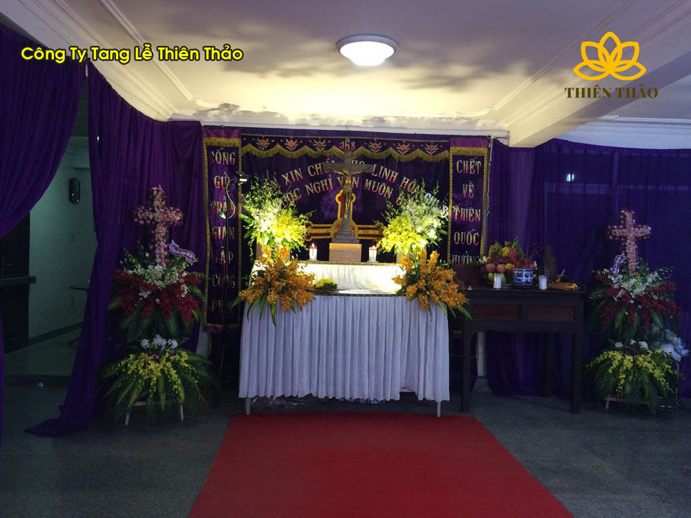 Dich-vu-lam-tang-le-Cong-giao